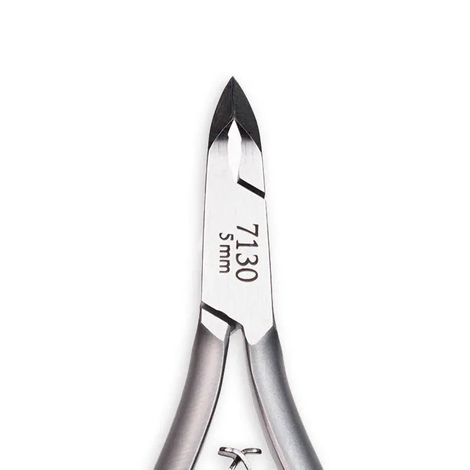 Cuticle pliers 5mm