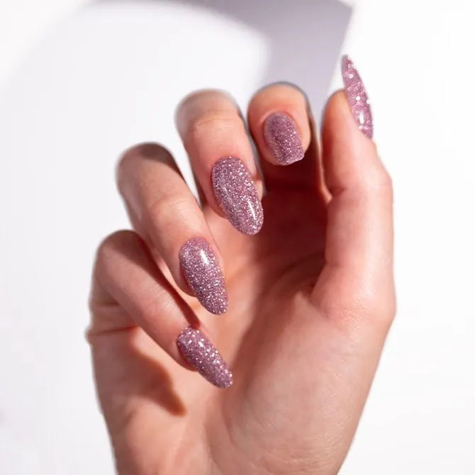 Roze glitter gellak voorbeeld op nagels - Pink shots