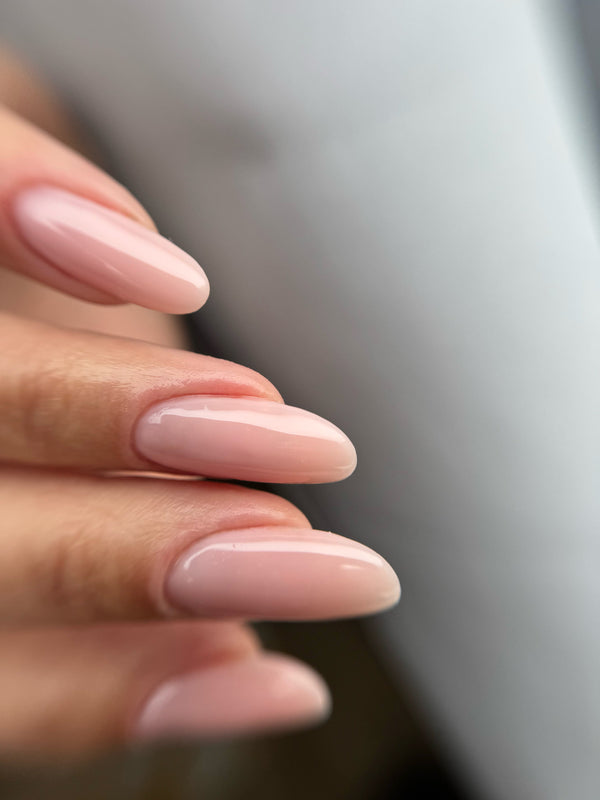Waarom nagelriemolie & handcrème met een geurtje de ultieme marketingtool zijn voor nagelstylisten.