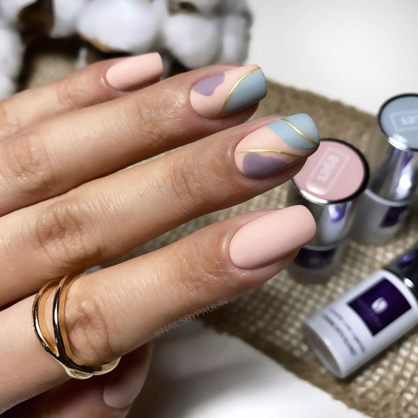 EVENING WITH BLANKET