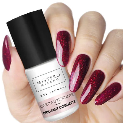 Rode wijn gellak - Voorbeeld op nagels