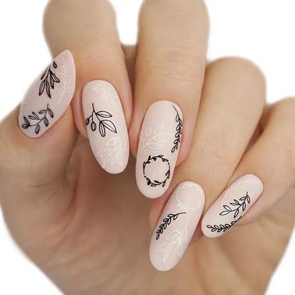 Nail stickers - Meadow - Voorbeeld op nagels