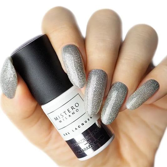 Zilveren glitter gellak - voorbeeld op nagels