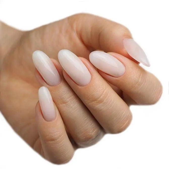 Simple shape builder gel - Milky - Voorbeeld