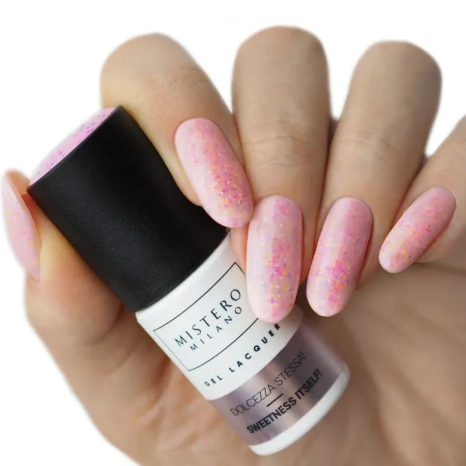 Babyroze gellak - Sweetness itself! - Voorbeeld op Nagles