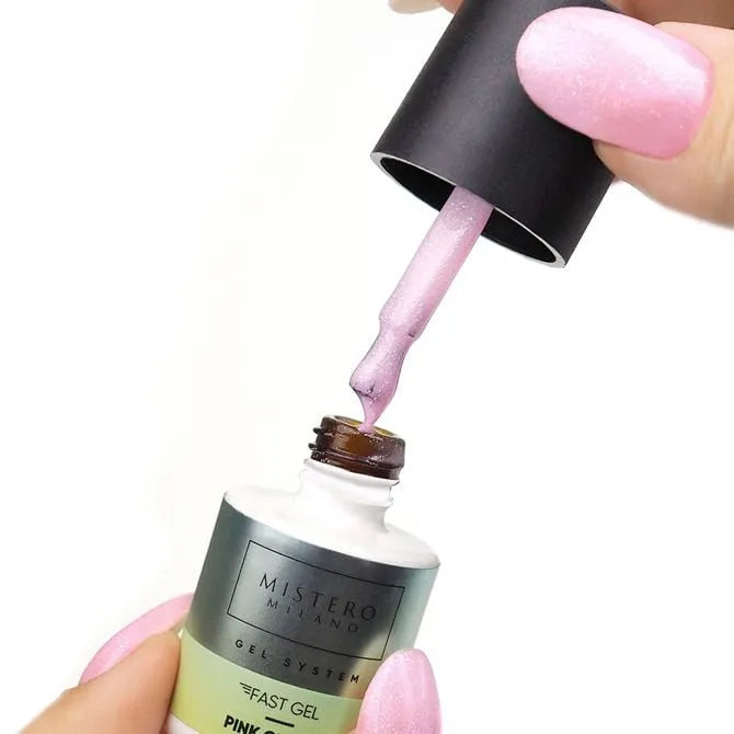 Voorbeeld van de fast gel pink charm