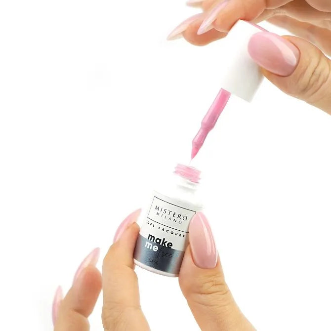 Undress me base coat deep pink - Hema vrij - Voorbeeld van de lak
